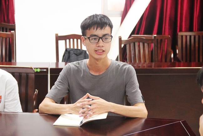 说明:C:\Users\BeanChou\Desktop\习近平北大讲话交流学习\选\郑伟仁.JPG